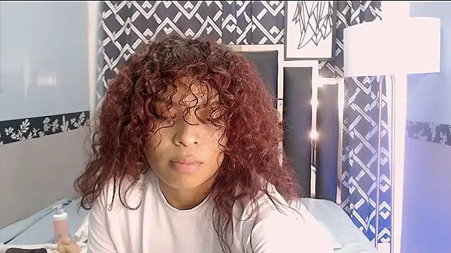 Snapshot of Naomi_Tylers chatting on 10.04.25 Naomi Tylers online show from 10.04.25