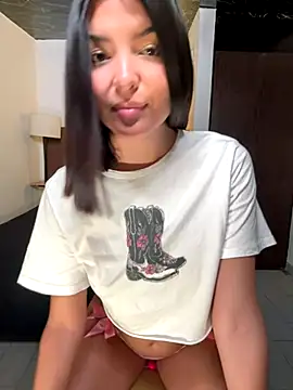 FoxyMx online show from 11.30.25