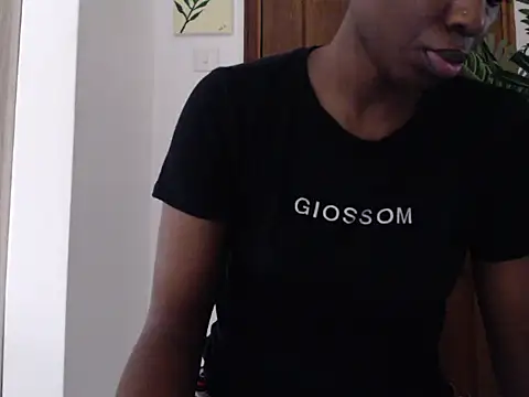 Snapshot of black___ghodess chatting on 02.13.26 black ghodess online show from 02.13.26