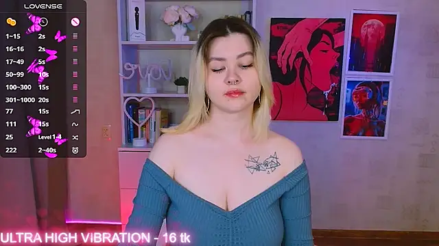 cutie mili online show from 02.15.25