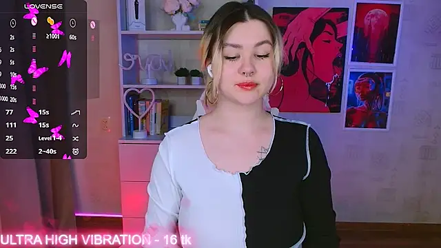 cutie mili online show from 02.16.25