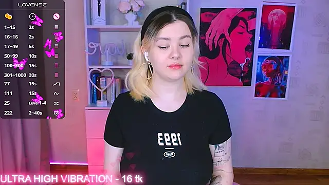 cutie mili online show from 02.24.25