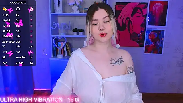 cutie mili online show from 03.14.25