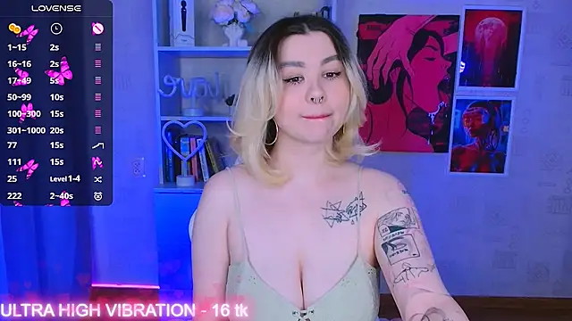 cutie mili online show from 03.17.25