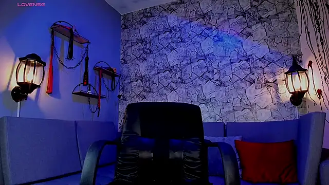 irregular fetish  online show from 02.08.25