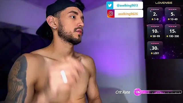 AxelKing1326 online show from 02.14.25