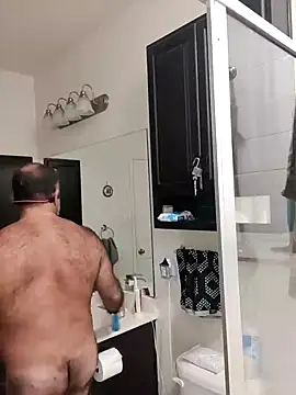 Snapshot of chainjulious chatting on 12.10.24 chainjulious online show from 12.10.24