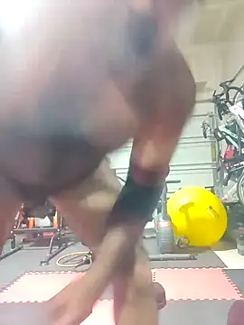 Snapshot of chainjulious chatting on 01.27.25 chainjulious online show from 01.27.25