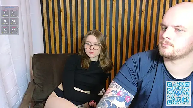 Snapshot of alicepugh chatting on 12.08.24 alicepugh online show from 12.08.24