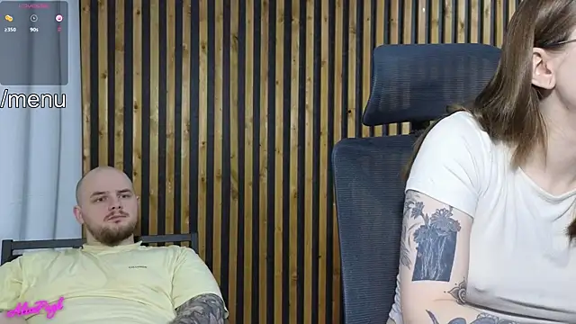 Snapshot of alicepugh chatting on 03.13.25 alicepugh online show from 03.13.25