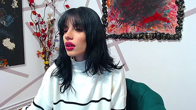 Snapshot of ZaSha__ chatting on 12.17.24 ZaSha   online show from 12.17.24