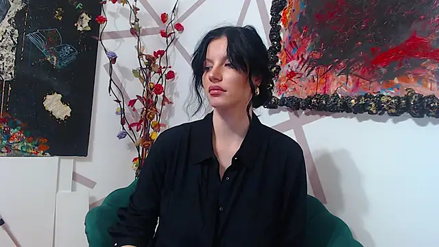 Snapshot of ZaSha__ chatting on 10.24.25 ZaSha   online show from 10.24.25