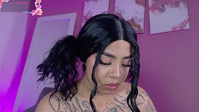 Snapshot of foxxy-lov3 chatting on 04.27.26 foxxy-lov3 online show from 04.27.26