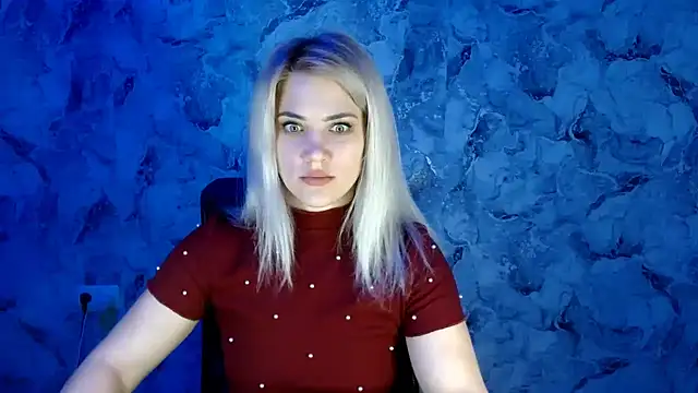 Snapshot of nika_gold1 chatting on 01.24.25 nika gold1 online show from 01.24.25