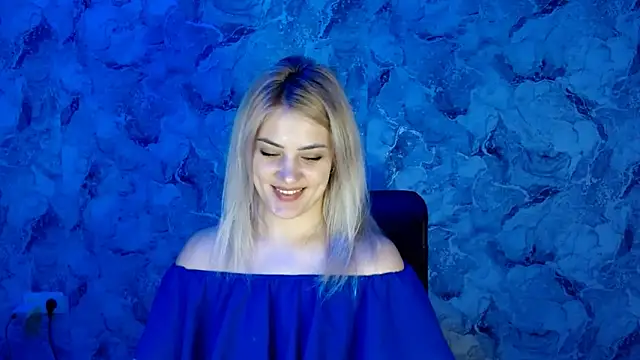 Snapshot of nika_gold1 chatting on 03.15.25 nika gold1 online show from 03.15.25