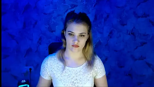 Snapshot of nika_gold1 chatting on 02.26.26 nika gold1 online show from 02.26.26