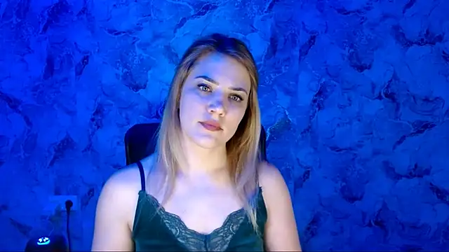 Snapshot of nika_gold1 chatting on 03.12.26 nika gold1 online show from 03.12.26