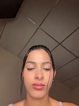 violetta-brown1 online show from 02.26.26