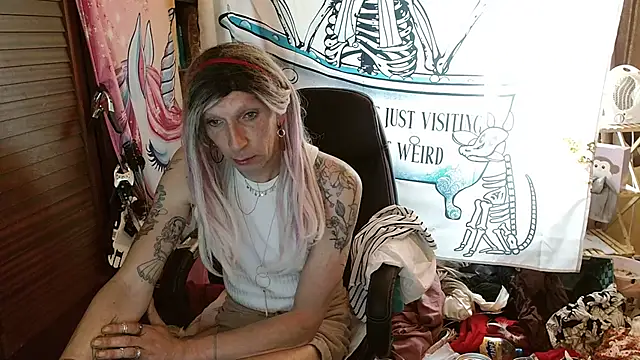 Ombeline1 online show from 03.10.26