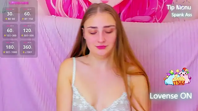 Snapshot of MilliStrii chatting on 01.09.25 MilliStrii online show from 01.09.25