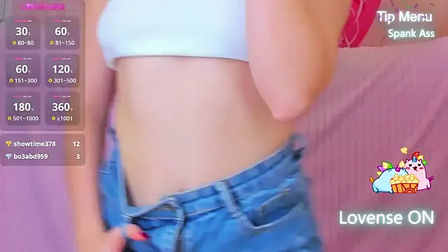 Snapshot of MilliStrii chatting on 01.17.25 MilliStrii online show from 01.17.25