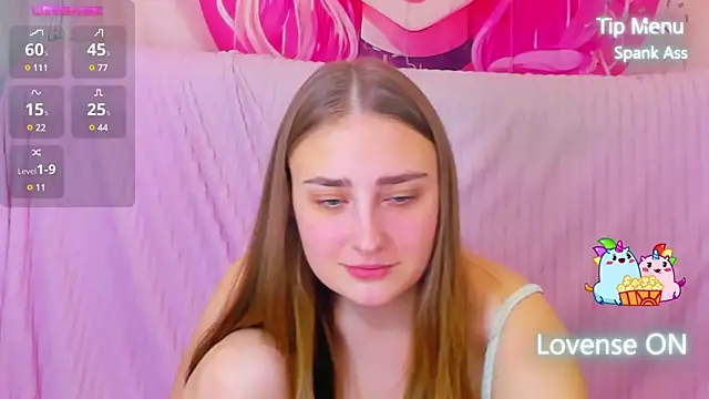 Snapshot of MilliStrii chatting on 02.15.25 MilliStrii online show from 02.15.25