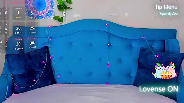 Snapshot of MilliStrii chatting on 12.01.25 MilliStrii online show from 12.01.25