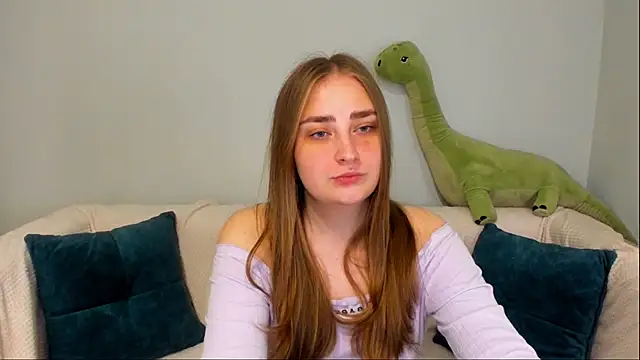 Snapshot of MilliStrii chatting on 05.16.26 MilliStrii online show from 05.16.26