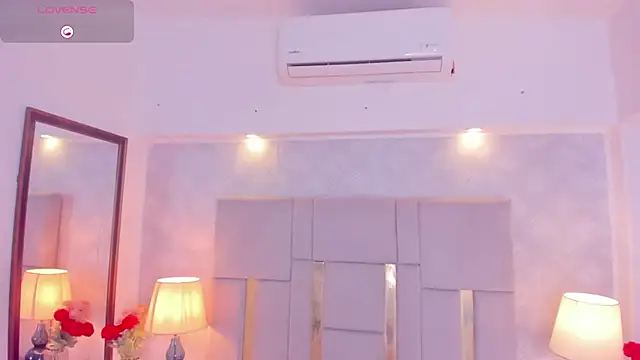 Camilaa Sanchez  online show from 02.03.25