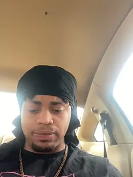 Snapshot of Elgrazonamor chatting on 12.11.24 Elgrazonamor online show from 12.11.24