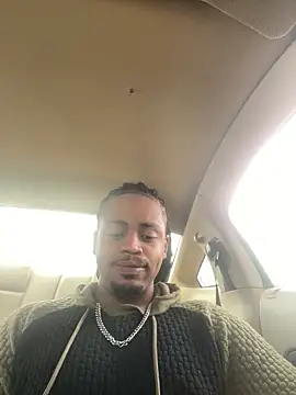 Snapshot of Elgrazonamor chatting on 12.24.24 Elgrazonamor online show from 12.24.24