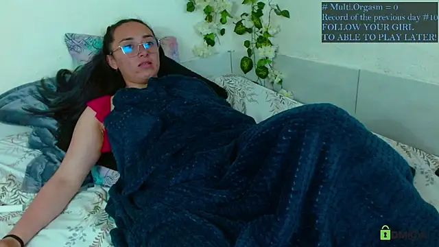 Hot Candy  online show from 05.12.26