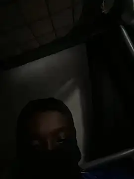 Snapshot of elninoblacko chatting on 01.09.25 elninoblacko online show from 01.09.25