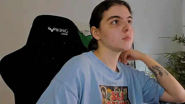 emmamurrr online show from 01.13.25