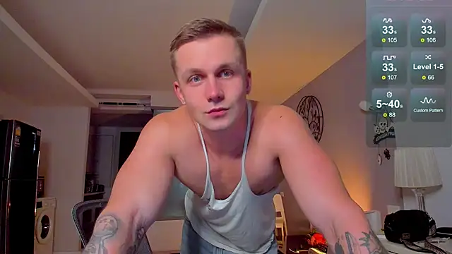 Snapshot of Samuel_Andrew chatting on 12.03.25 Samuel Andrew online show from 12.03.25