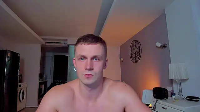 Snapshot of Samuel_Andrew chatting on 12.18.25 Samuel Andrew online show from 12.18.25