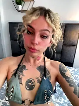 Bonnie vega online show from 10.02.25