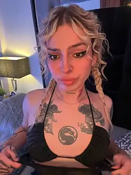 Bonnie vega online show from 10.05.25