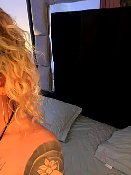 Bonnie vega online show from 11.06.25