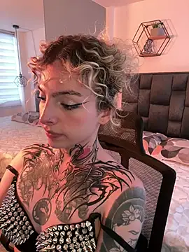 Snapshot of Bonnie_vega chatting on 04.29.26 Bonnie vega online show from 04.29.26
