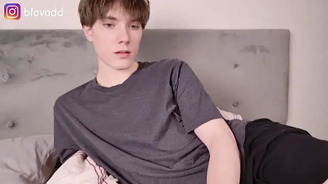 callmenineoneseven online show from 03.21.26