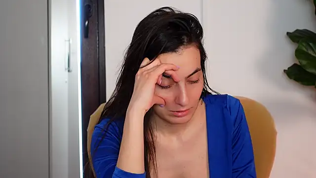 NinaCrystal1 online show from 03.17.26