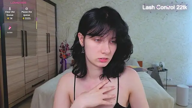 JulisSweet online show from 04.13.26