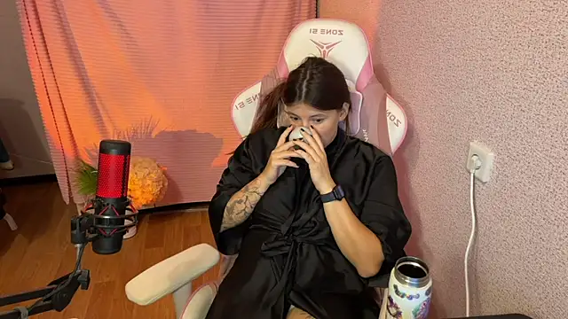 Katrin  kiss online show from 12.01.25