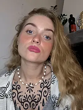 Goldloeckchen159 online show from 02.18.25