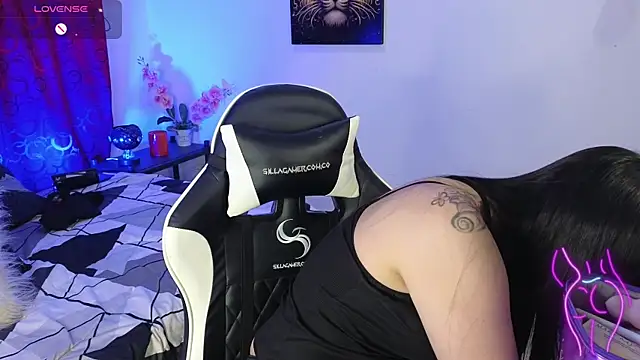 Majuu   online show from 11.27.25