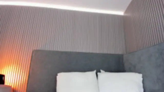 Snapshot of emelie_89 chatting on 12.19.25 emelie 89 online show from 12.19.25