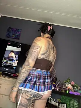 skinwalkingzombie online show from 06.27.26