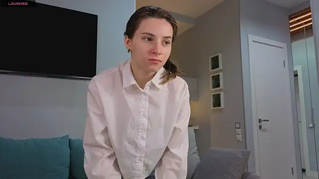 DonnaBurkee online show from 10.25.25