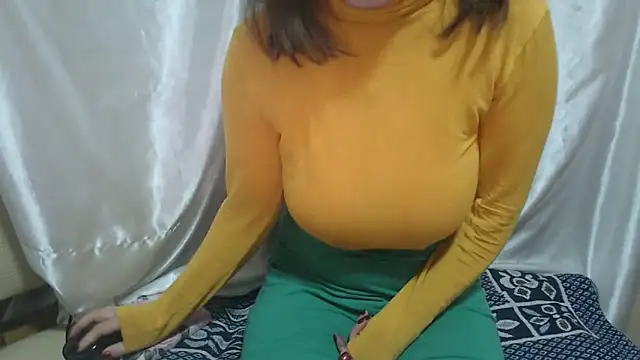 Snapshot of Burberrry_ chatting on 03.17.26 Burberrry online show from 03.17.26